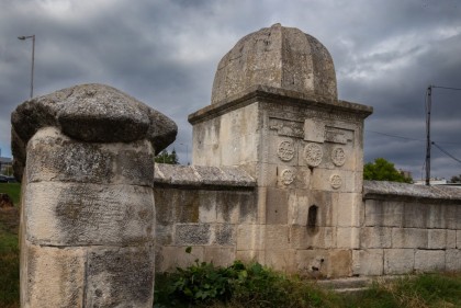 Голямата (Попската) чешма