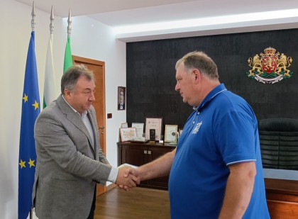 Телевизия Шумен предостави на кмета…