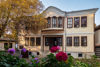 Богатият културен календар и новите…